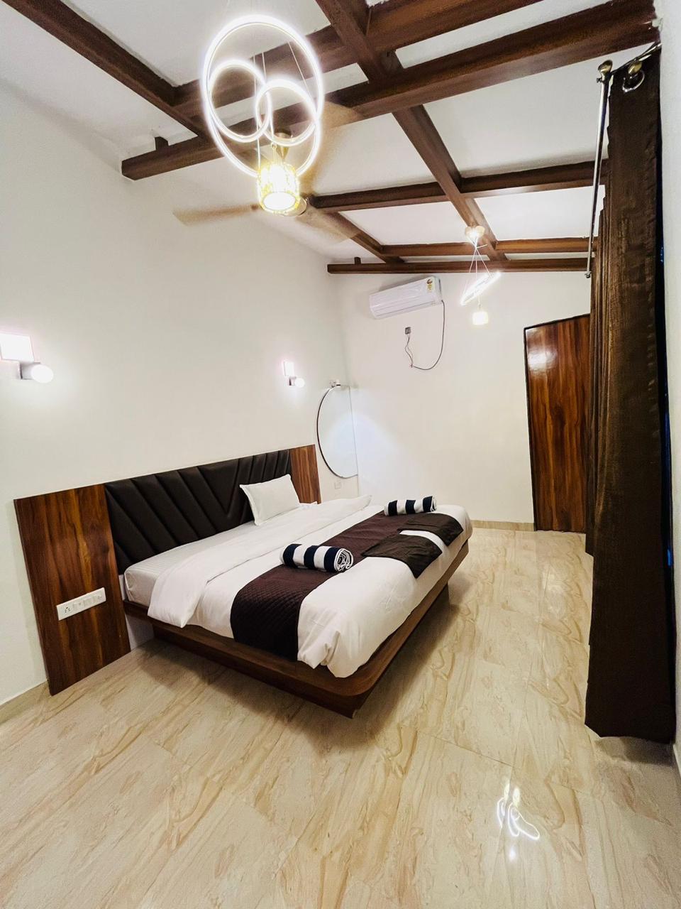 1 x Majestic 2BHK Villa with Indoor Pool	